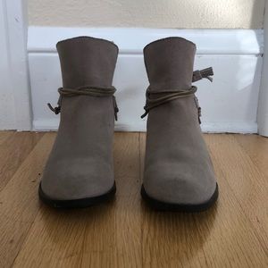 Sorel waterproof boots!